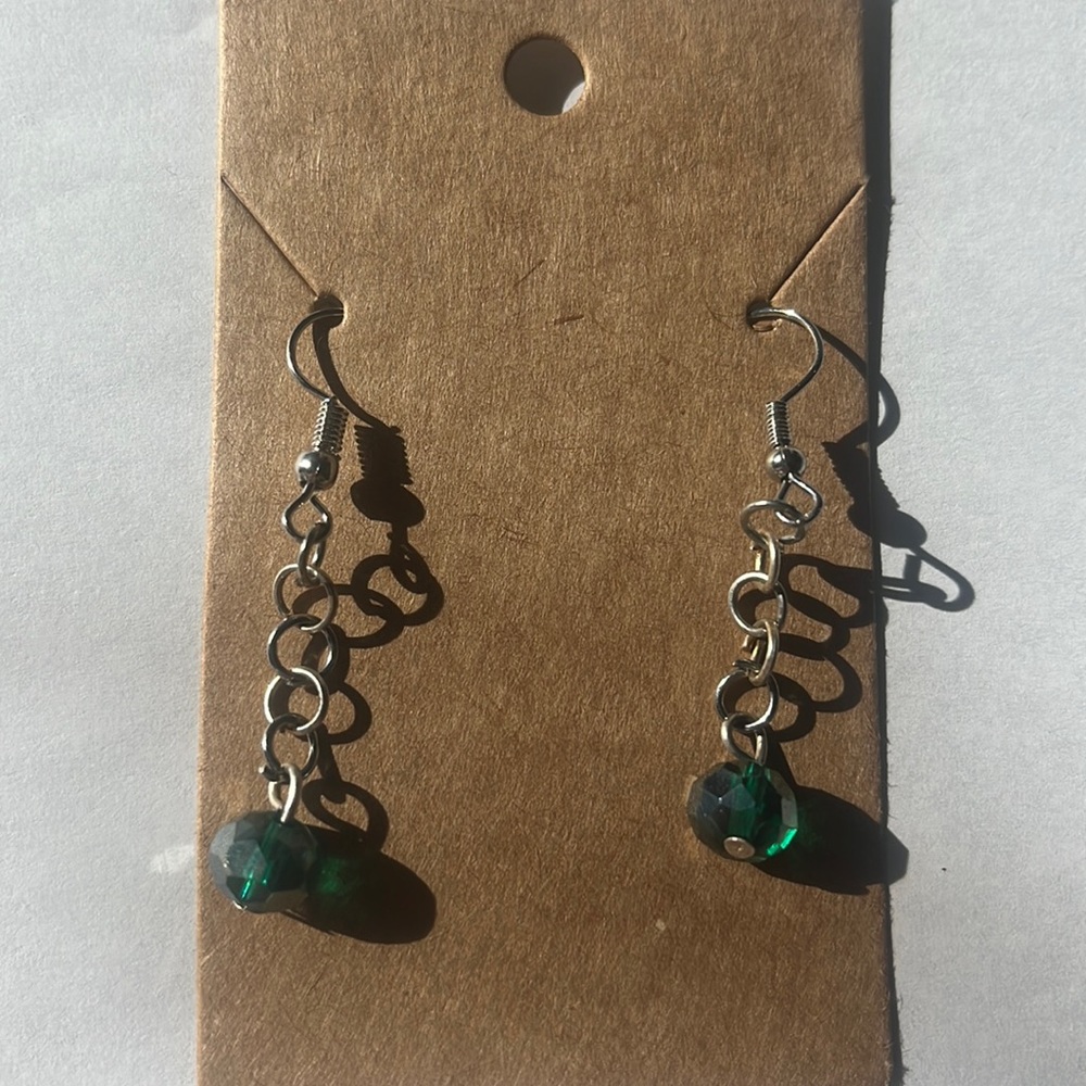 Handmade emerald green earrings